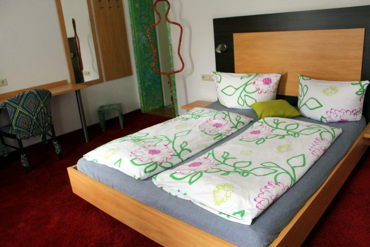 Donau Pension Tuttlingen Buitenkant foto